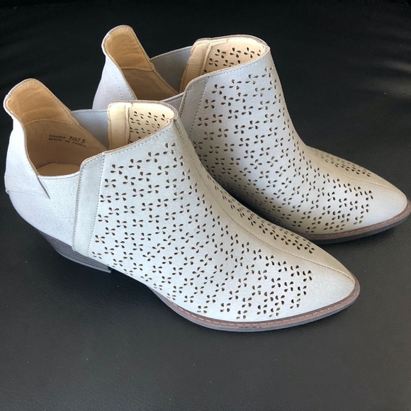 CL by Laundry Shoes - NWOB-Perforated Ankle Bootie